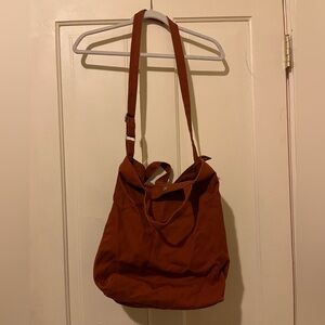 BAGGU canvas duck bag in rusty red